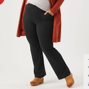 Duluth Trading Co Women's Plus Size 1X x 31L NoGA Naturale Bootcut Pants